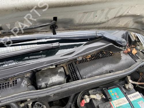 Used Front windshield wiper arm OPEL MERIVA A MPV (X03) 1.4 16V Twinport LPG (E75) (90 hp) 28487390