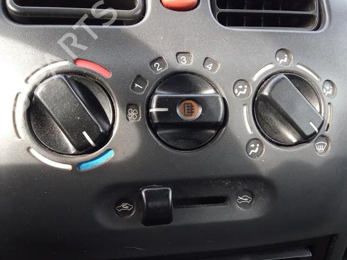 AC-Styringsenhed/Manøvreenhed OPEL AGILA (A) (H00) 1.2 16V (F68) (75 hp) 27102385