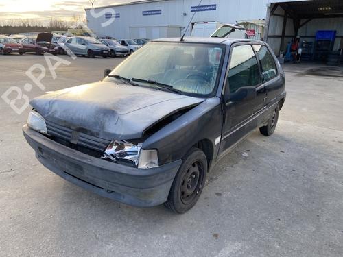 Pièces Détachées Usagées PEUGEOT 106 II (1A_, 1C_) 1.0 i (50 hp) 4377928