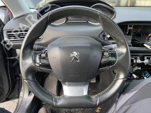 Used Steering wheel PEUGEOT 308 II (LB_, LP_, LW_, LH_, L3_) 2.0 BlueHDi 150 (150 hp) 32044591
