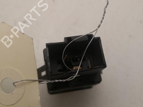 Warning switch SEAT IBIZA III (6L1) 1.9 TDI | BP27137079I22 - Image 3