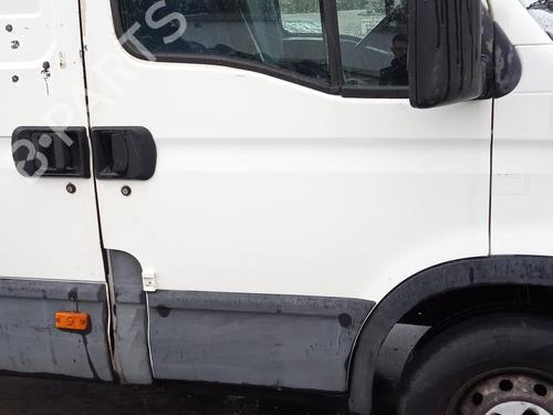 Dør høyre foran IVECO DAILY III Van 35 C 14, 35 S 14 (136 hp) 27149202