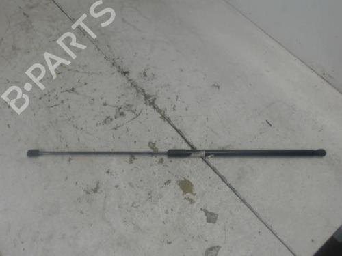 hood-lift-support-audi-a3-sportback-8va-8vf-2012-2013-2014-2015-2016-2017-2018-2019-2020-2021-27135298 main image