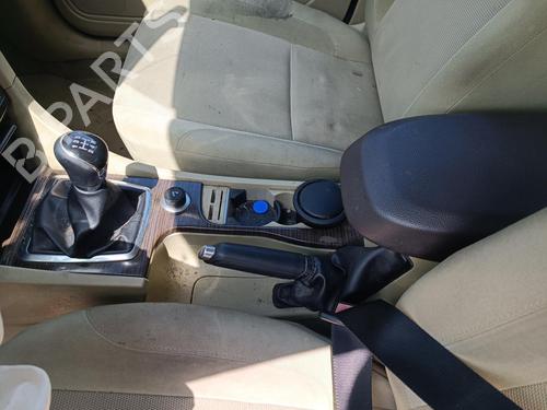 Parkbremsarm/handtak FORD FOCUS II Turnier (DA_, FFS, DS) 1.6 TDCi (109 hp) 27124235