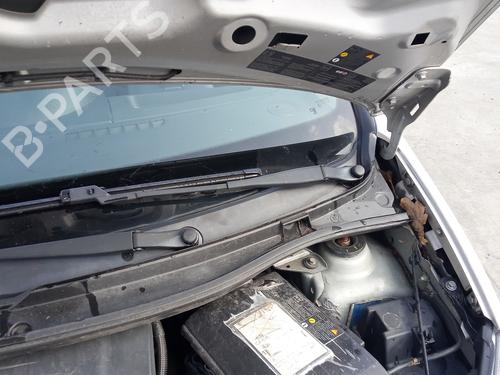 Used Front wiper motor RENAULT TWINGO II (CN0_) 1.5 dCi (CN0E) (64 hp) 27103961