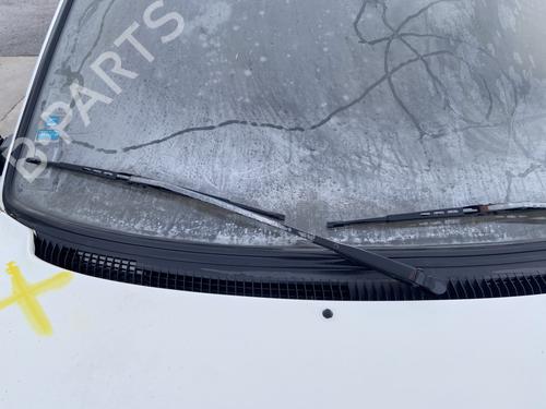 Used Front windshield wiper arm PEUGEOT 205 II (20A/C) 1.7 Diesel (60 hp) 31064643