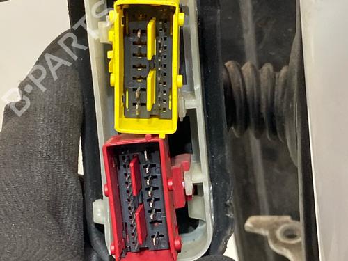 Used Right front door Right front door PEUGEOT 308 II (LB_, LP_, LW_, LH_, L3_) 1.6 HDi / BlueHDi 115 (115 hp) 40062409 40062409