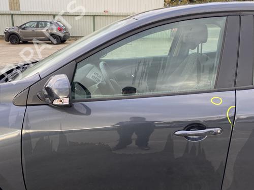 Türgriff vorne links außen für RENAULT MEGANE III Hatchback (BZ0/1_, B3_) 1.5 dCi (BZ09, BZ0D, BZ1W, BZ29, BZ14) (110 hp) 29898978