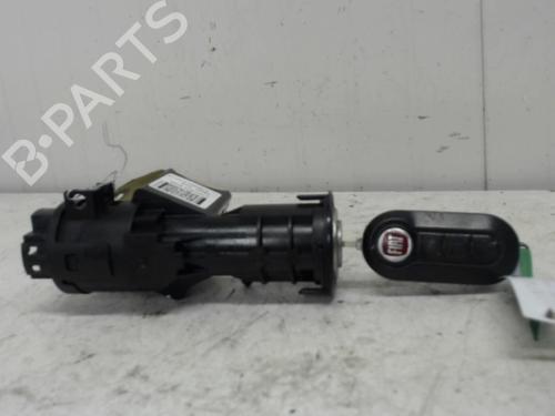 Used Ignition barrel FIAT PANDA (312_, 319_) 1.2 (312PXA1A) (69 hp) 27117982