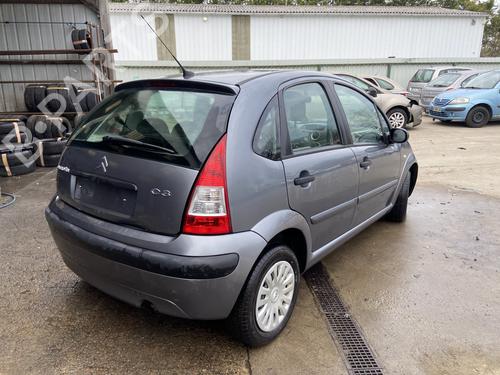 Used Rear axle Rear axle CITROËN C3 I (FC_, FN_) 1.4 HDi (68 hp) 33002276 33002276