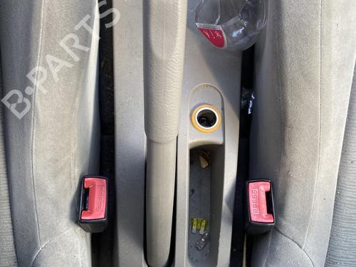 Used Seat buckle RENAULT CLIO III (BR0/1, CR0/1) 1.5 dCi (BR17, CR17) (86 hp) 27109674