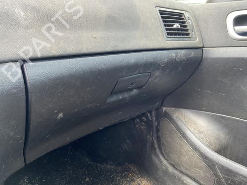 Used Glove box PEUGEOT 307 SW (3H) 1.6 HDI 110 (109 hp) 28427615