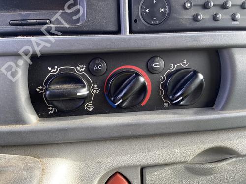 Comando chauffage RENAULT MASTER II Van (FD) 2.5 dCi (FD02) (101 hp) 31672350