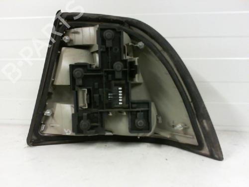 Feu arrière gauche OPEL VECTRA B Hatchback (J96) 2.0 DTI 16V (F68) (101 hp) 27119120
