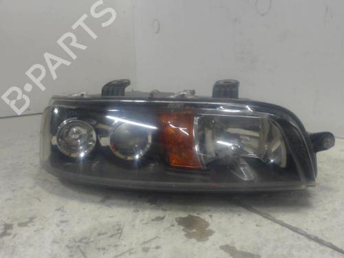 Højre forlygte FIAT PUNTO (188_) 1.2 60 (188.030, .050, .130, .150, .230, .250) (60 hp) 27137628