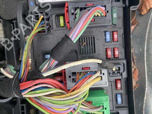 Used Fuse box Fuse box PEUGEOT 206 SW (2E/K) 1.4 16V (88 hp) 30639178 30639178
