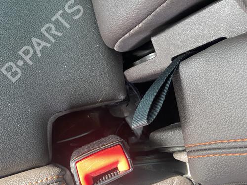 Used Seat buckle OPEL MERIVA B MPV (S10) 1.4 (75) (120 hp) 29069695