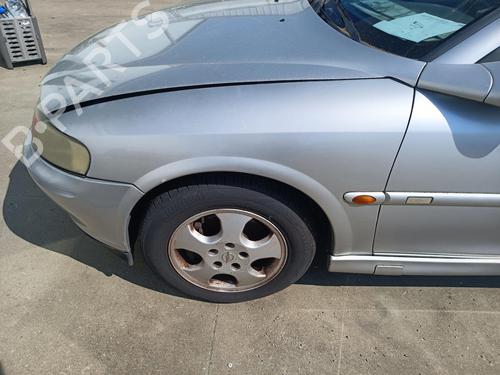 Forskærm venstre OPEL VECTRA B Hatchback (J96) 2.0 DTI 16V (F68) (101 hp) 27123697