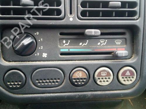 Used Climate control PEUGEOT 106 I (1A, 1C) 1.1 (60 hp) 27127044