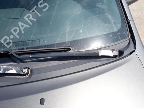 Used Front windshield wiper arm TOYOTA COROLLA Verso (ZER_, ZZE12_, R1_) 2.2 D-4D (AUR10_, AUR10R) (136 hp) 27136280