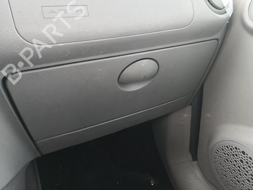 Used Glove box FIAT PANDA (169_) 1.2 (169.AXB11, 169.AXB1A) (60 hp) 27129612