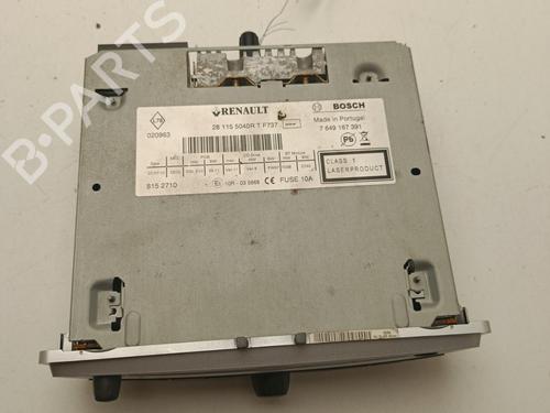 Used Radio Radio RENAULT MEGANE III Grandtour (KZ0/1) 1.5 dCi (KZ09, KZ0D, KZ1G, KZ29, KZ14, KZ1W, KZ10, KZ1F,... (110 hp) 33315704 33315704