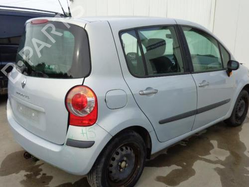 Used Right taillight RENAULT MODUS / GRAND MODUS (F/JP0_) 1.5 dCi (FP0D, JP0D) (82 hp) 27121465