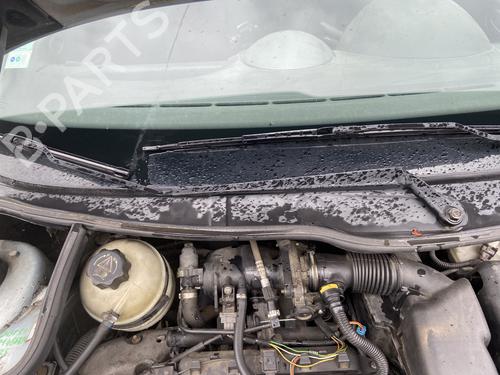 Vindrute viskerarm PEUGEOT 206 Hatchback (2A/C) 1.6 i (89 hp) 28473920