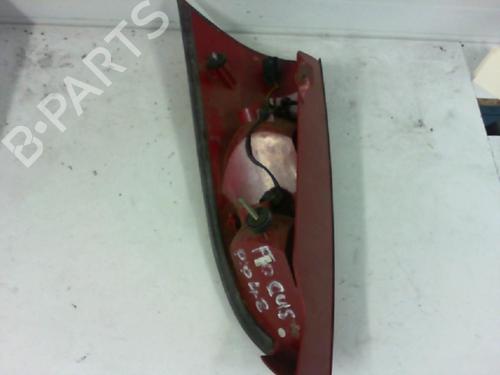 Right taillight FORD FOCUS I (DAW, DBW) 1.8 TDCi | BP27119186C35 
