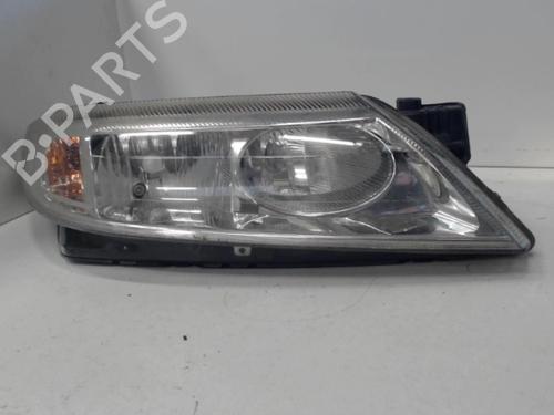 Used Right headlight Right headlight RENAULT LAGUNA II (BG0/1_) 2.2 dCi (BG0F) (150 hp) 27120966 27120966