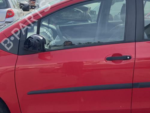 Vetro porta anteriore sinistra Vetro porta anteriore sinistra TOYOTA YARIS (_P9_) 1.0 VVT-i (KSP90_, KSP90R) (69 hp) 33849774 33849774