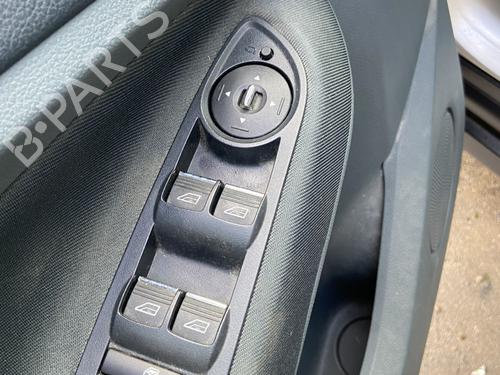 Used Left front window switch Left front window switch FORD C-MAX II (DXA/CB7, DXA/CEU) 1.6 TDCi (95 hp) 32982480 32982480