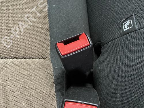 Used Seat buckle CITROËN C4 CACTUS 1.6 HDi 90 (92 hp) 30329008