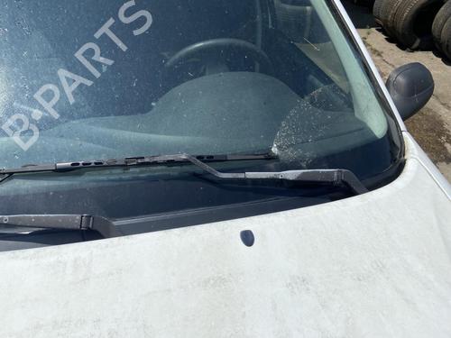 Used Front windshield wiper arm CITROËN SAXO (S0, S1) 1.5 D (58 hp) 27113194