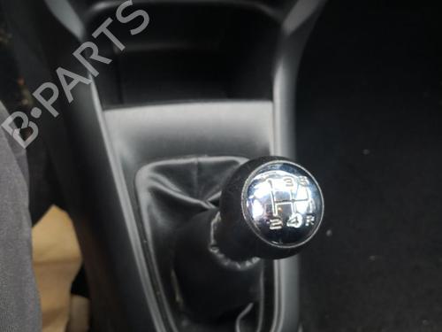 Used Gear lever CITROËN C3 II (SC_) 1.4 HDi 70 (SC8HZC, SC8HR0, SC8HP4) (68 hp) 27133136