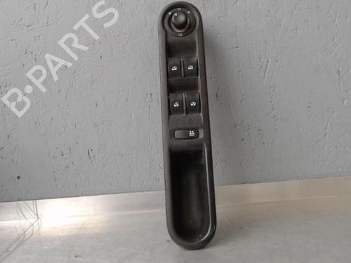 Used Switch Switch RENAULT MEGANE I Coach (DA0/1_) 1.6 16V (DA0B, DA04, DA11) (107 hp) 27119909 27119909