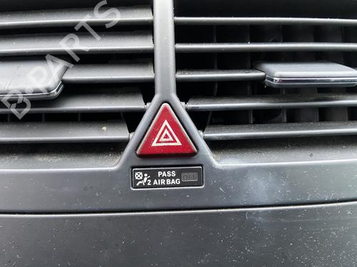 warning-switch-mercedes-benz-a-class-w169-2004-2005-2006-2007-2008-2009-2010-2011-2012-32337635 main image