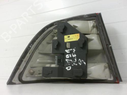 Used Right taillight Right taillight OPEL VECTRA B Hatchback (J96) 2.2 DTI 16V (F68) (125 hp) 27133535 27133535