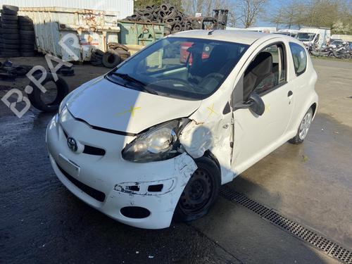 Used Front left lock TOYOTA AYGO (_B1_) 1.0 (KGB10_, KGB10R) (68 hp) 27105854