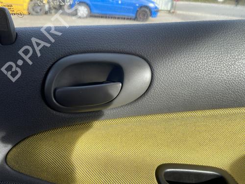Used Rear right interior door handle PEUGEOT 206 Hatchback (2A/C) 1.4 i (75 hp) 30299867