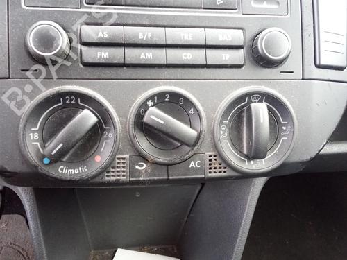 Varmeblæser VW POLO (9N_, 9A_) 1.4 TDI (70 hp) 27136624