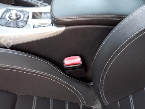 Used Seat buckle RENAULT LAGUNA III (BT0/1) 1.5 dCi (BT00, BT0A, BT0T, BT1J) (110 hp) 27148320