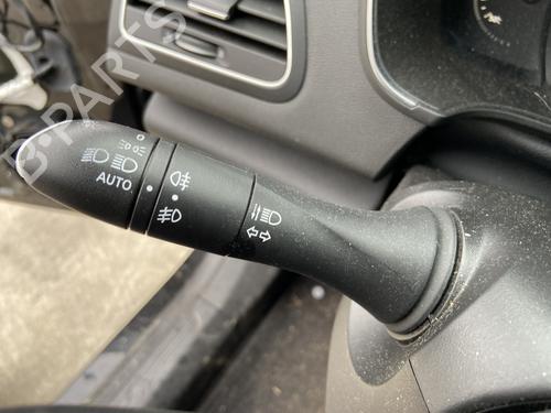 Steering column stalk RENAULT MEGANE IV Hatchback (B9A/M/N_) 1.5 dCi 110 (B9A3) | BP29815072I23