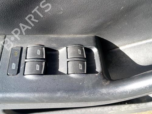 Used Left front window switch AUDI A3 (8L1) 1.9 TDI (100 hp) 27127392