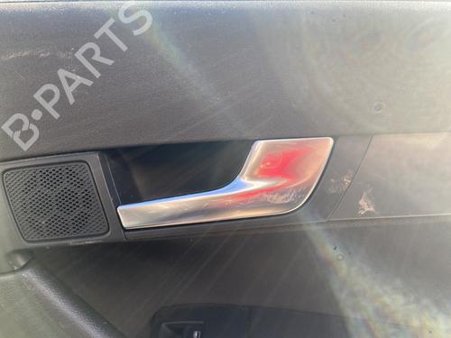 Used Rear right interior door handle AUDI A3 Sportback (8PA) 1.6 TDI (105 hp) 30438977