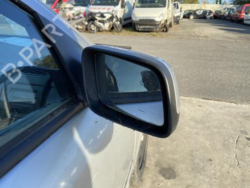 Used Right mirror Right mirror 29605158 29605158