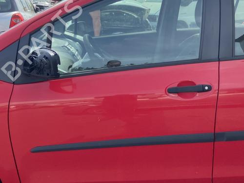 front-left-exterior-door-handle-toyota-yaris-_p9_-2005-2006-2007-2008-2009-2010-2011-2012-2013-2014-33849752 main image