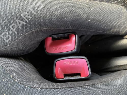 seat-buckle-toyota-corolla-verso-zer_-zze12_-r1_-2004-2005-2006-2007-2008-2009-32471472 main image