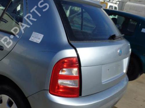 Used Tailgate SKODA FABIA I (6Y2) 1.4 (68 hp) 27121484