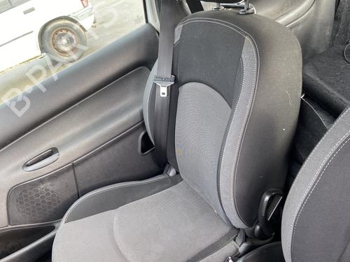 Used Right front seat PEUGEOT 206 Hatchback (2A/C) 1.4 HDi eco 70 (68 hp) 31069445
